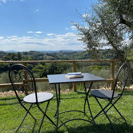 別荘 Oliveta Del Con Grande Giardino 500mt Dal Centro *