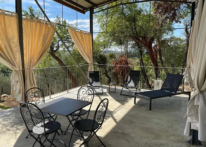 Oliveta Del Con Grande Giardino 500mt Dal Centro Holiday home Siena